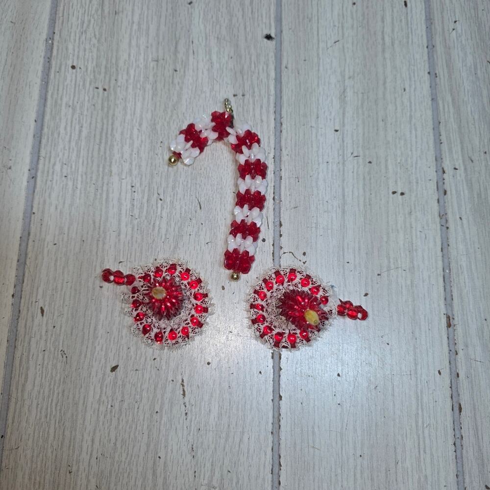 Vtg Handmade Plastic Beaded Candle Sticks & Candy Cane Christmas 3โ Set of 3